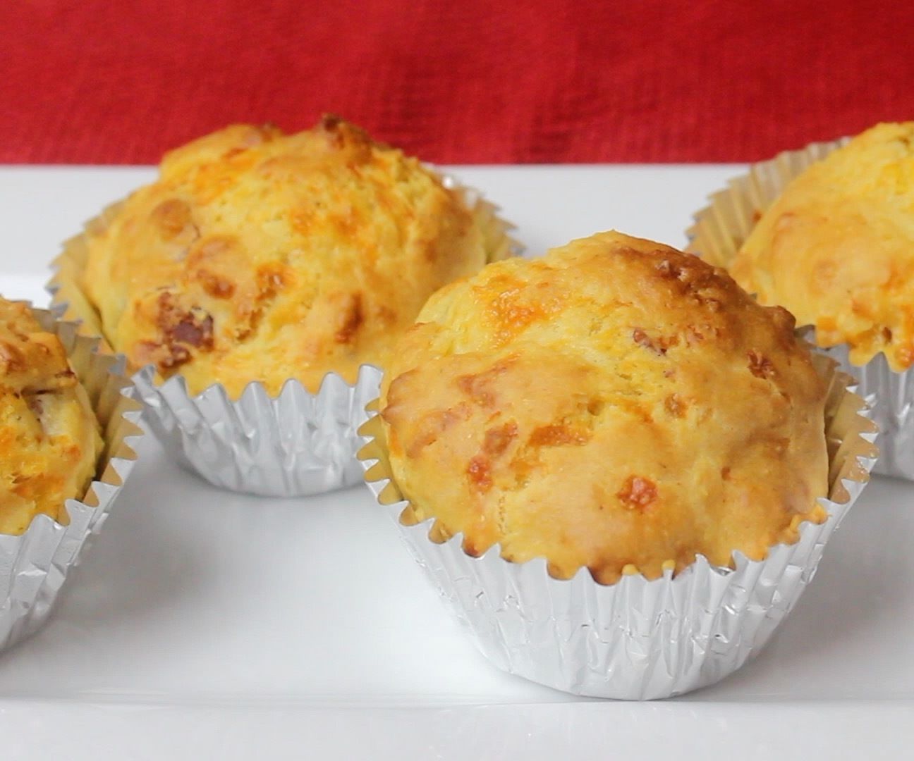 How to Make Cheddar Bacon Muffins