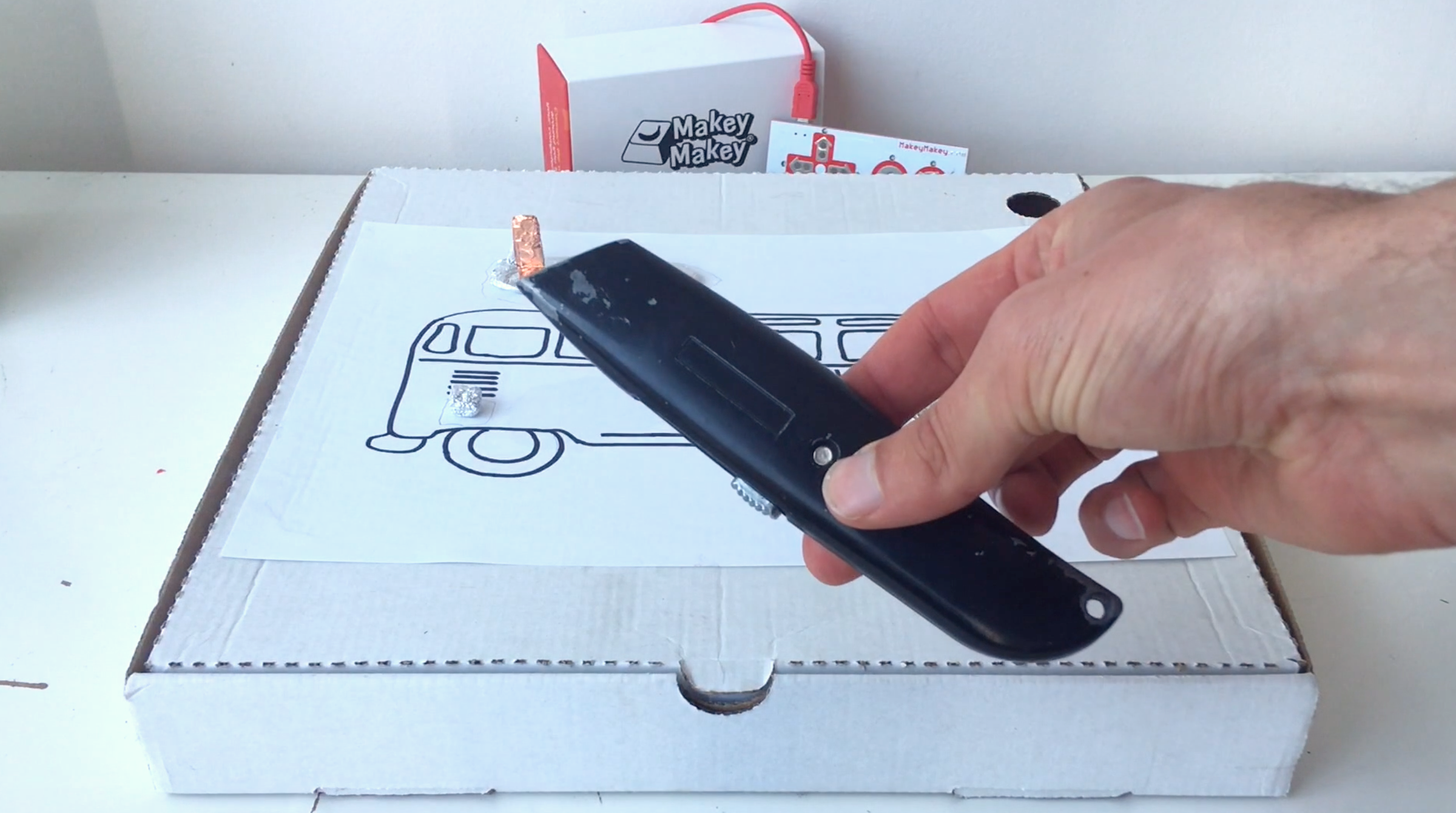 Makey Makey Operation Game Instructions for Scratch 10 Steps (with