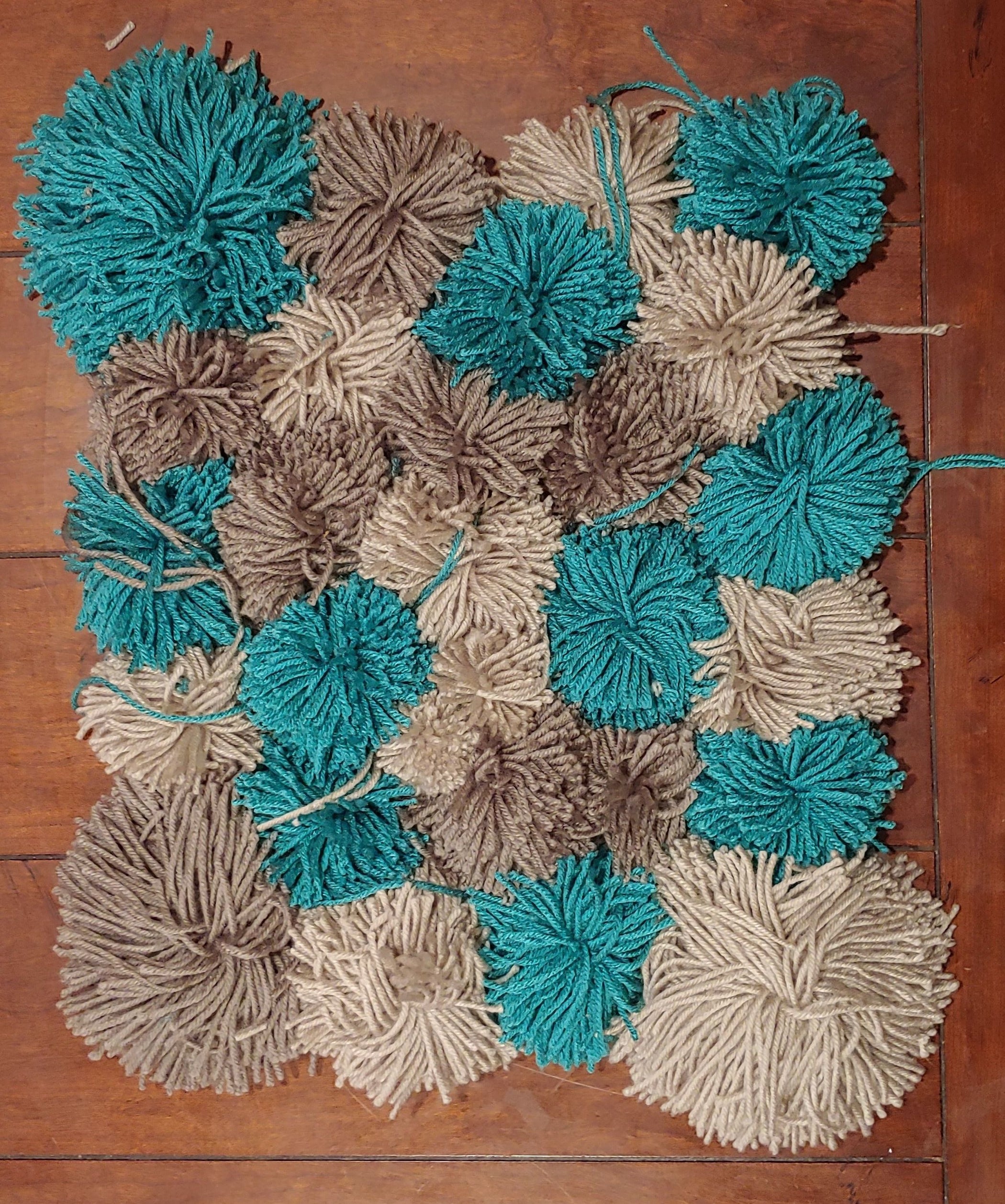 How to Make a PomPom Rug 6 Steps Instructables