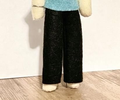 How to Sew Doll Pants