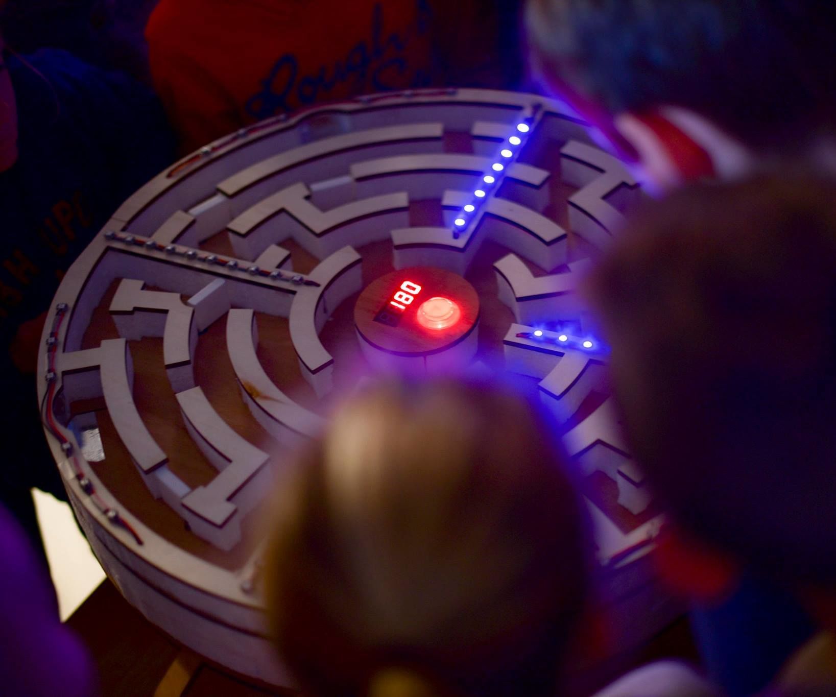 Maze Game (Arduino Mega + Leds)