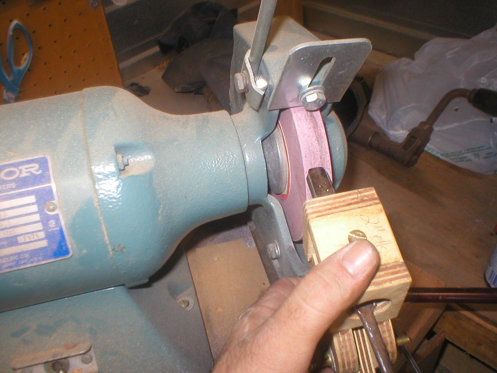 How to Sharpen Lathe Chisels 4 Steps Instructables