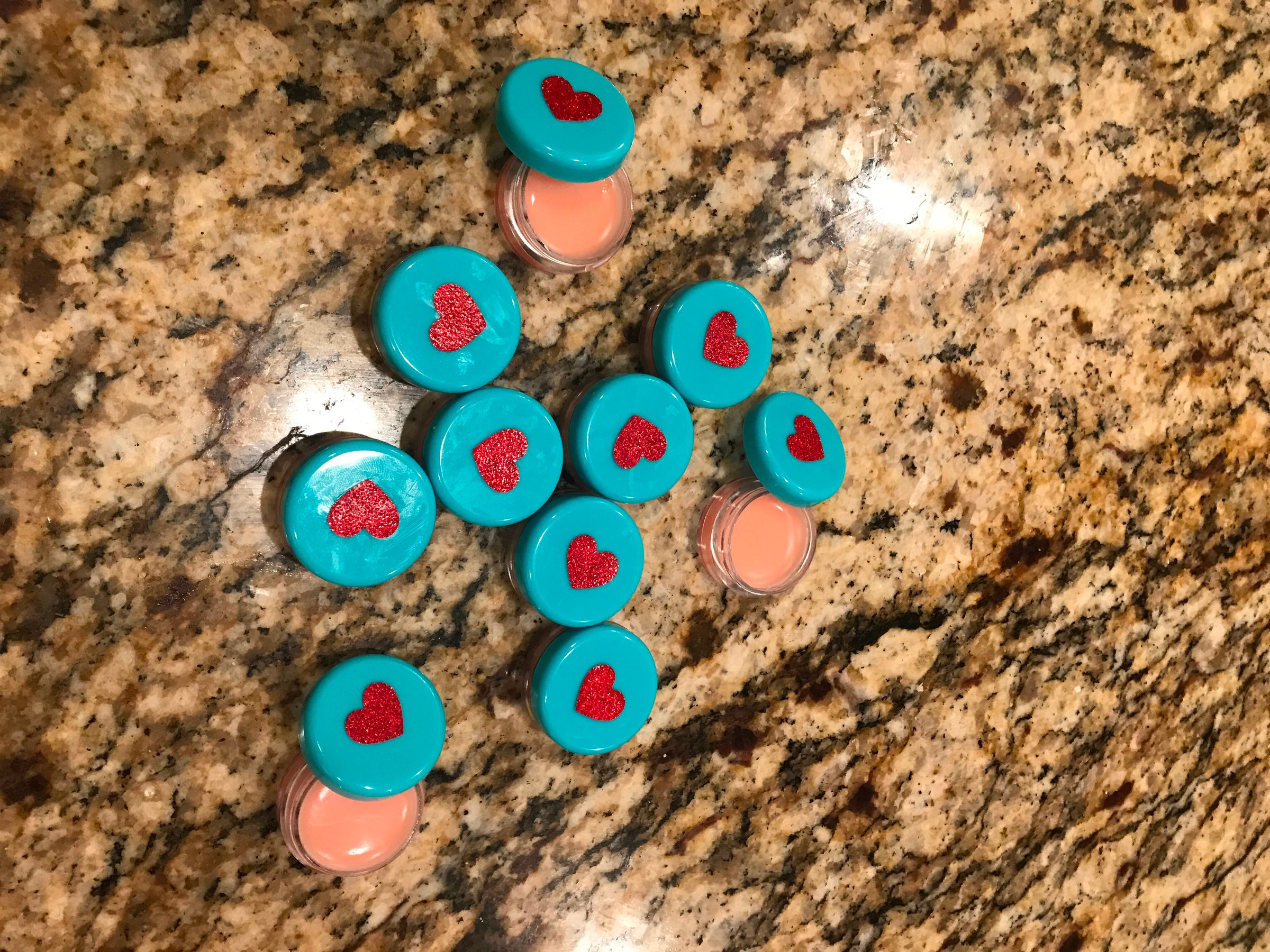 How to Make Scented Lip Balm