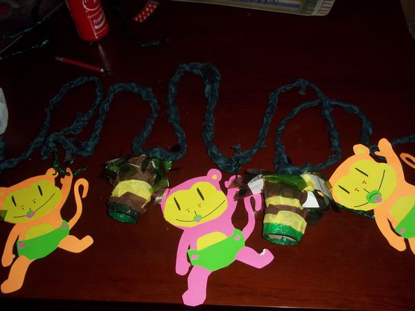 Cardboard Monkeys