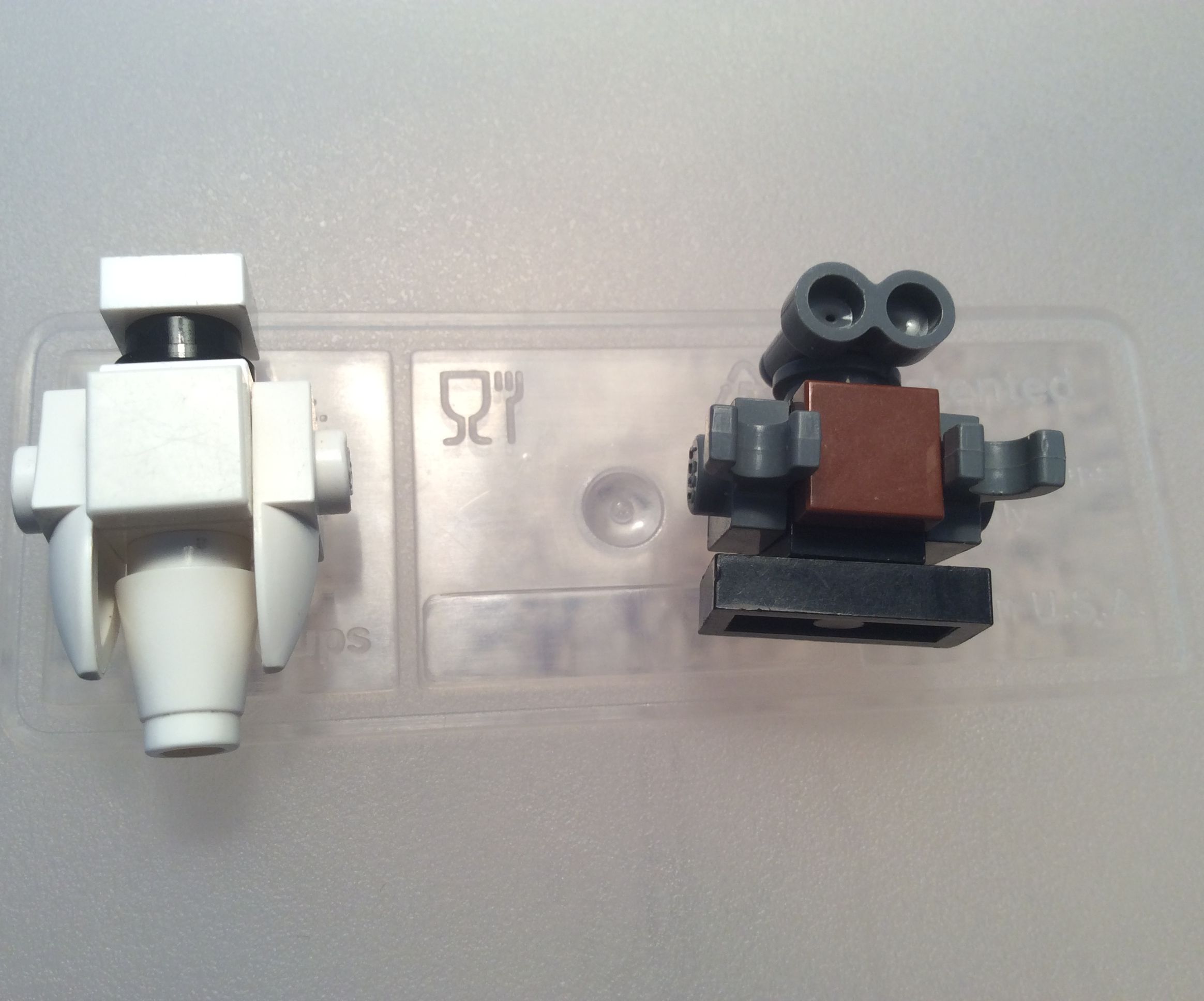 Lego WALL-E: WALL-E and Eve