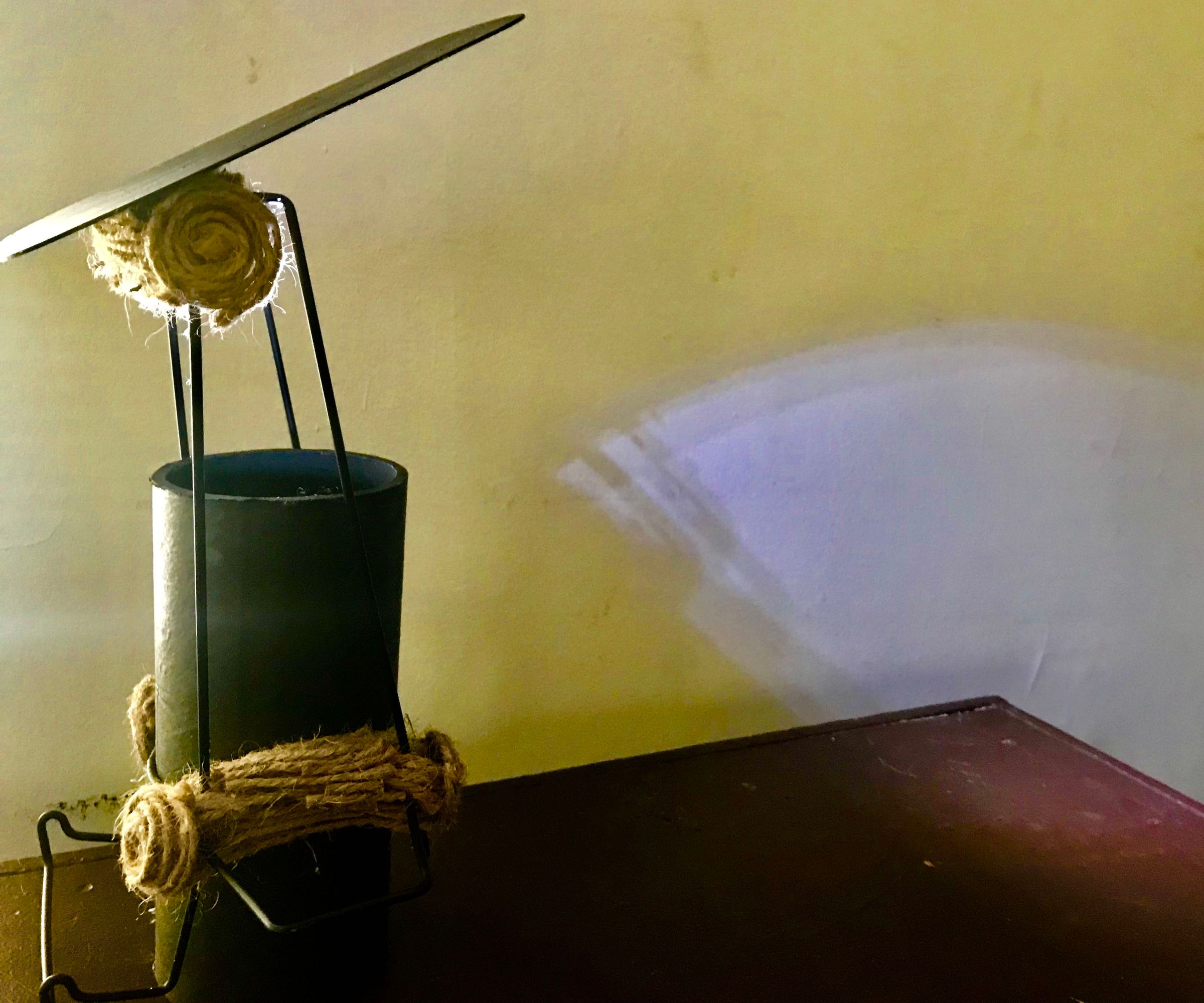 1 Dollar Lamp