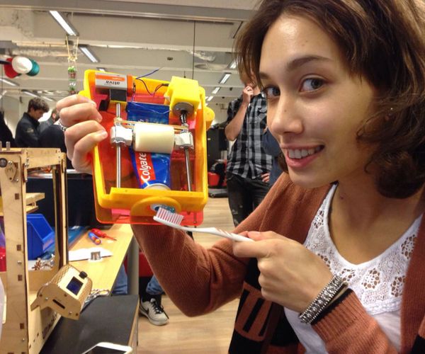 Tandpasta Dispenser