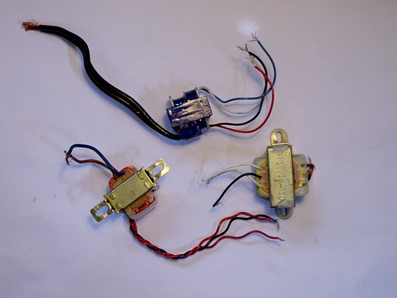 Make an Ultra Simple High Voltage Generator : 5 Steps Circuit Diagram