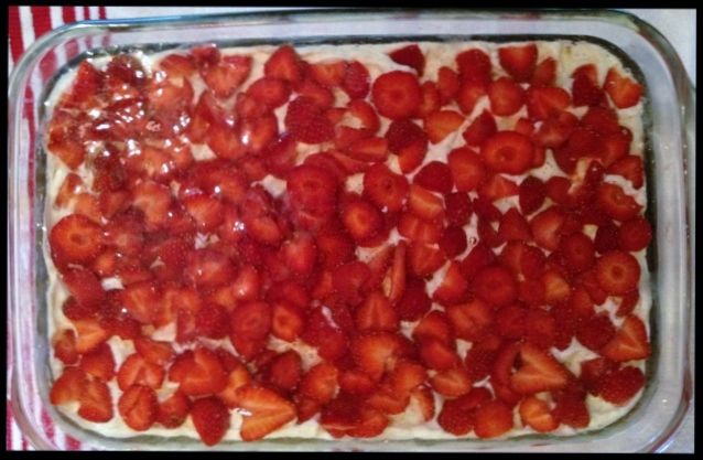 Strawberry Pretzel Bars