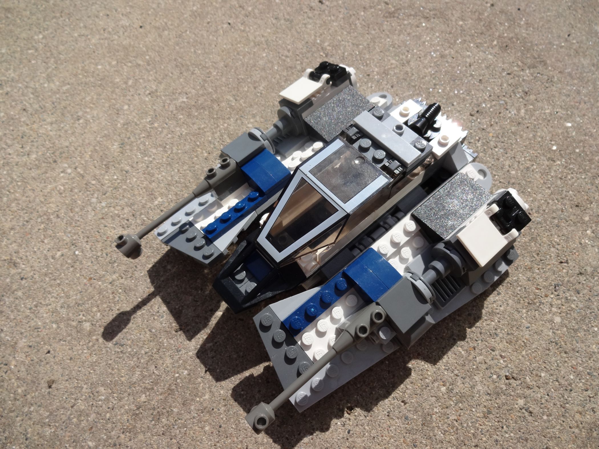 LEGO Snowspeeder - Instructables