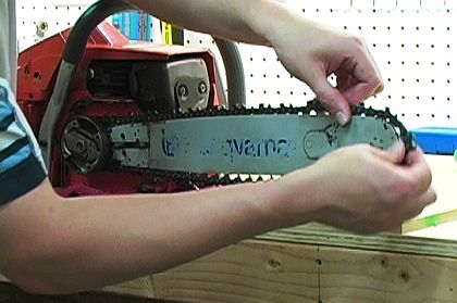 How to Replace a Chainsaw Chain : 9 Steps - Instructables