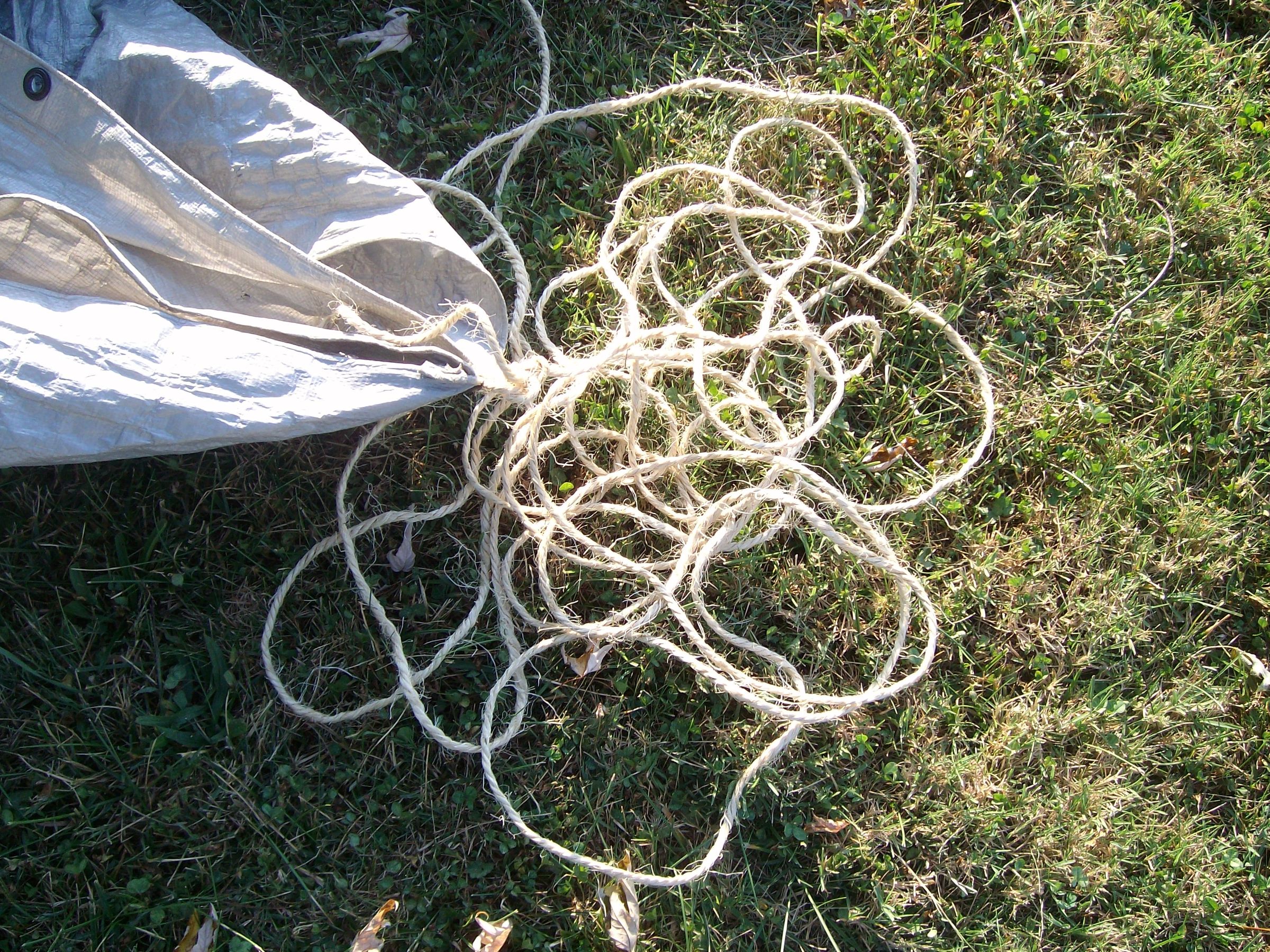 Tarp Kite 4 Steps Instructables