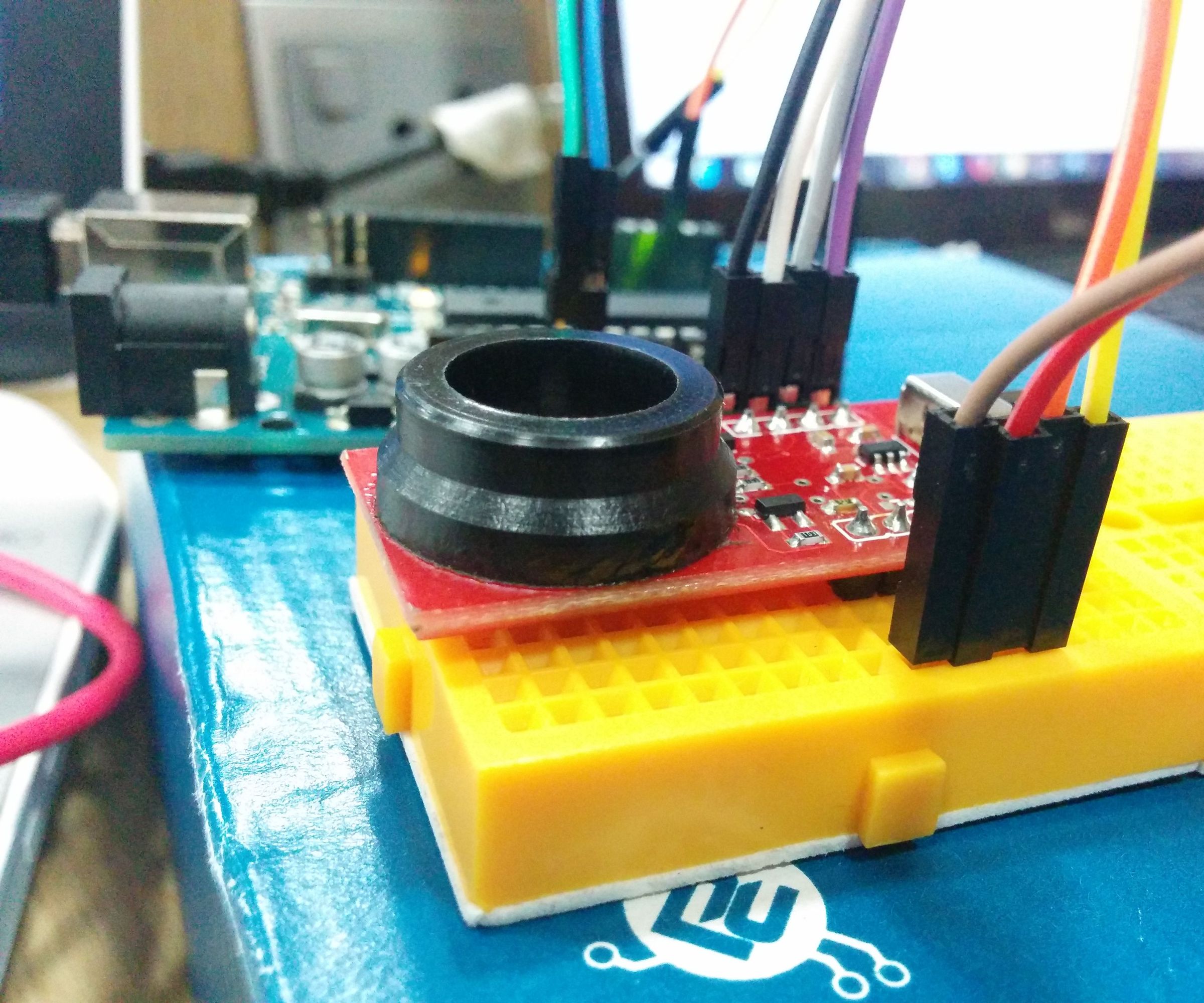 IOT BOLT COLOR SECURE LOCK 