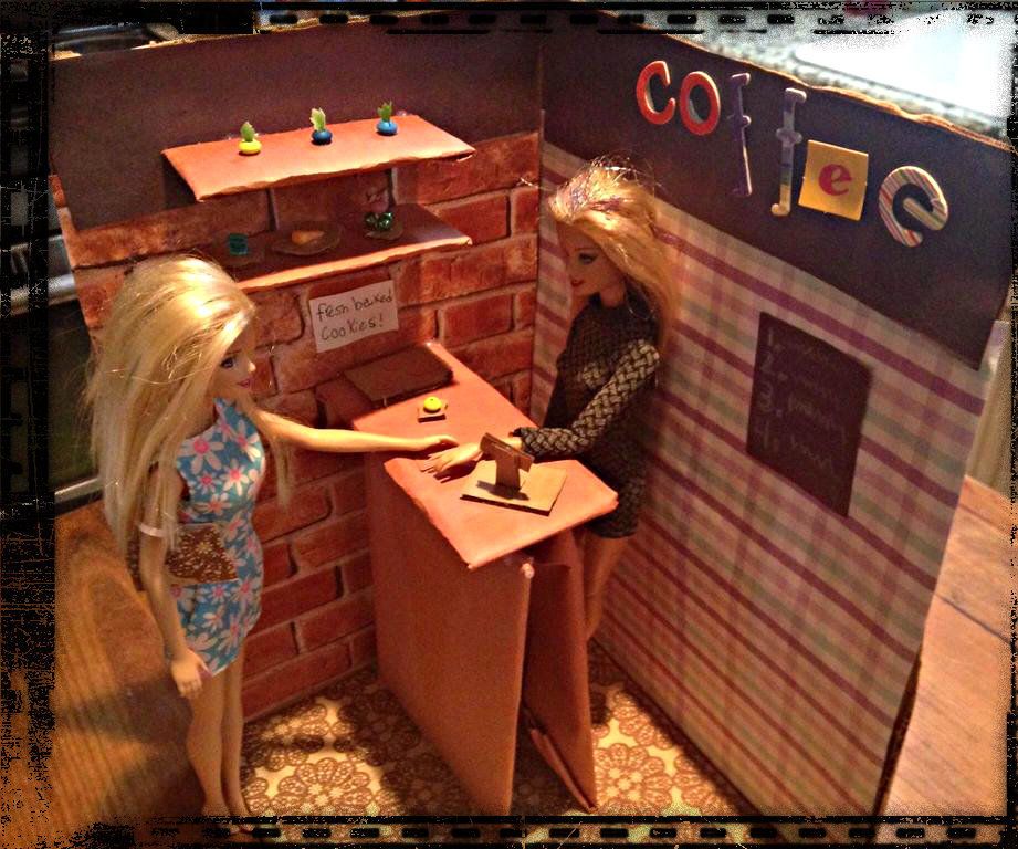 Awesome Kids Project: Easy Barbie Diorama