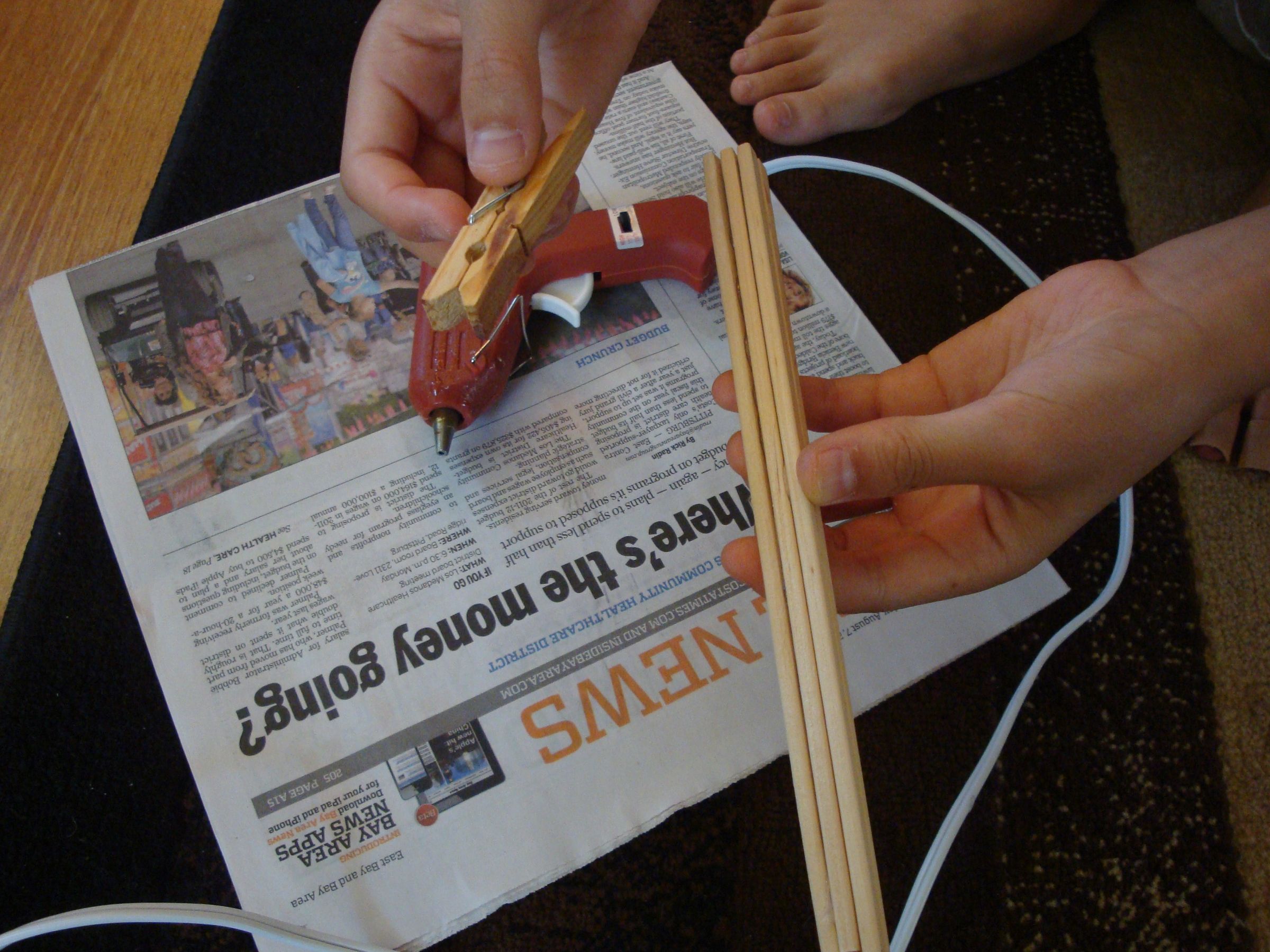 Super Simple Chopstick Rubber Band Gun 4 Steps Instructables