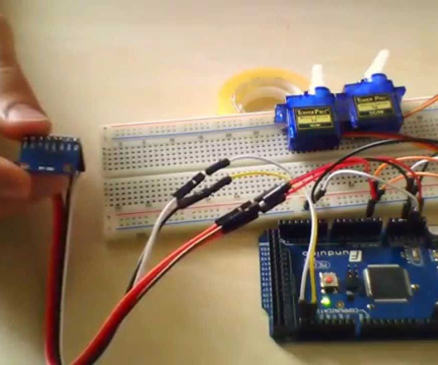 Servo Control Over Bluetooth With Accelerometer