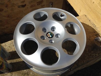 How to Refurbish Car Rims : 10 Steps (with Pictures) - Instructables
