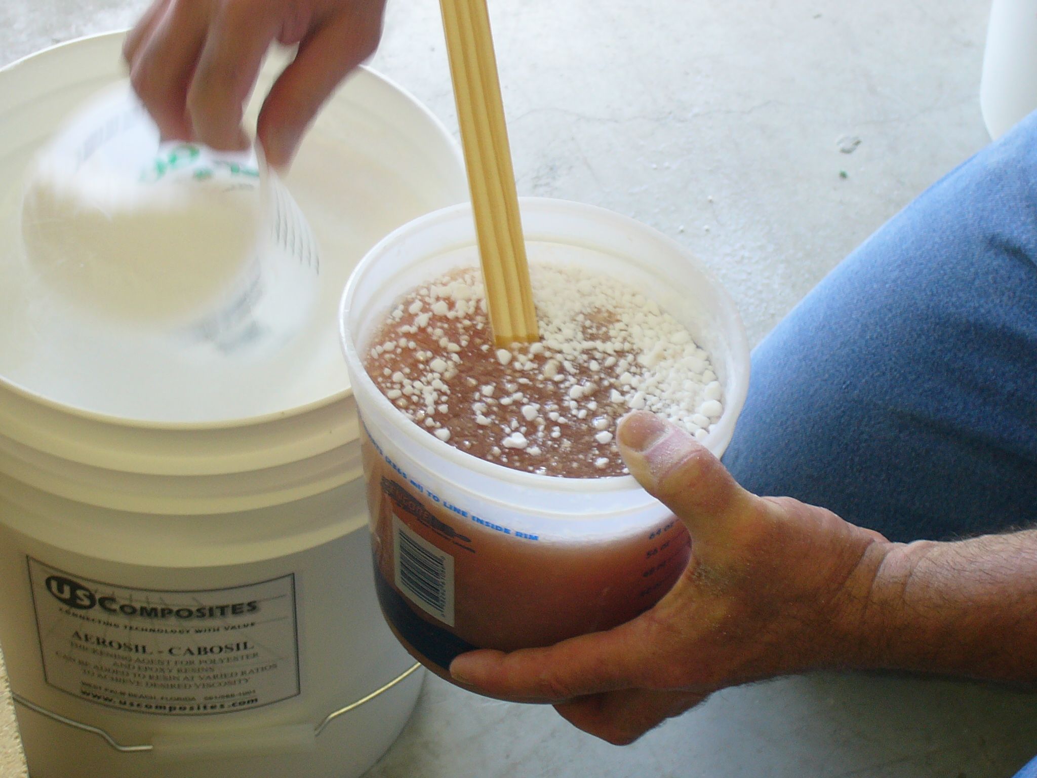 [Video] Mixing Polyester Resin 4 Steps (with Pictures) Instructables
