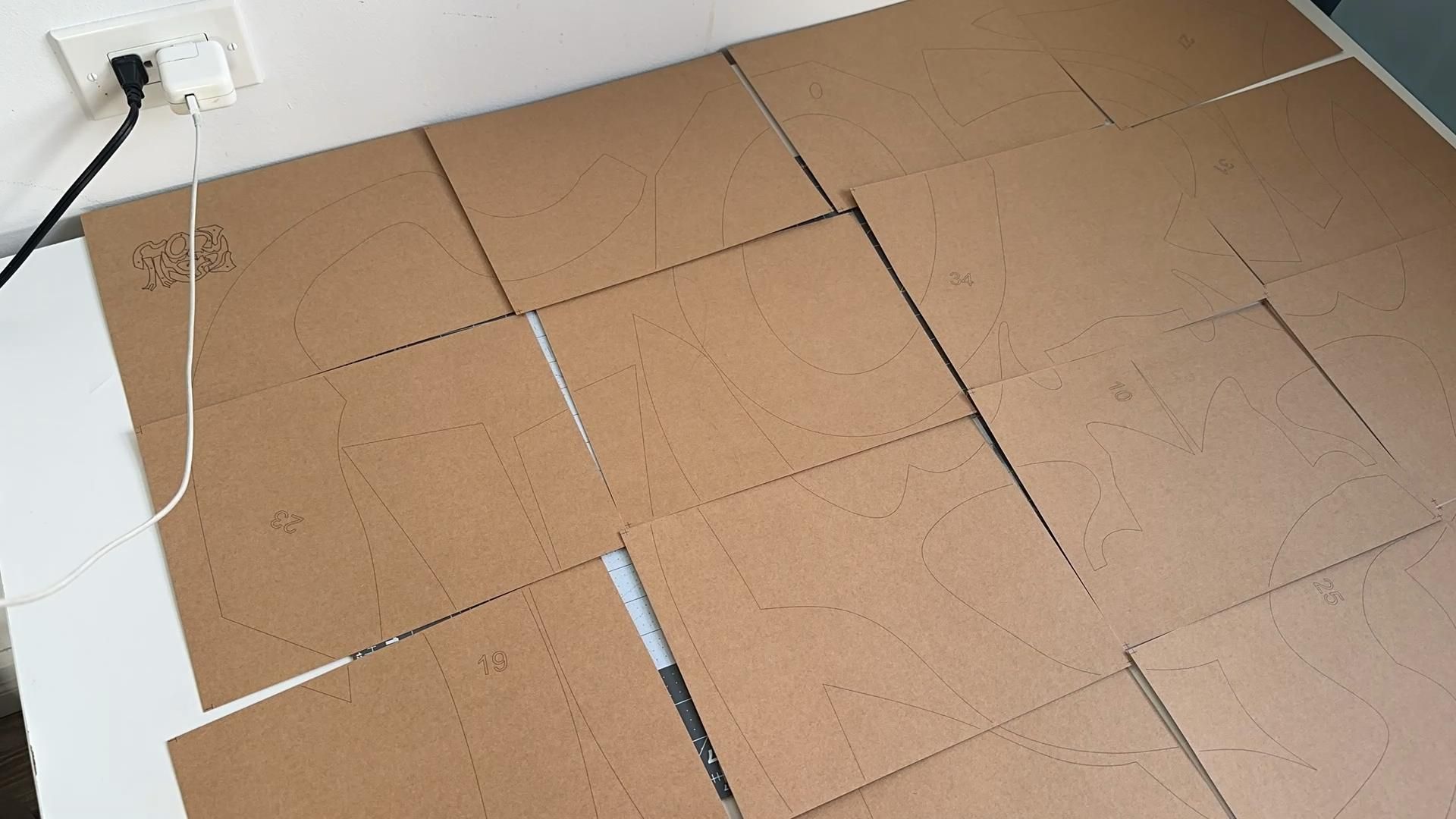 Align the Cardboard Sheets