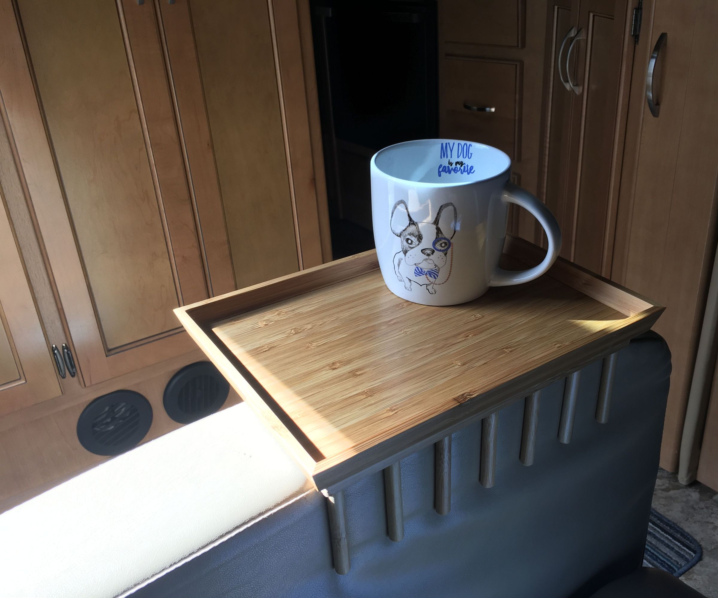 Quick and Easy Armrest Tables