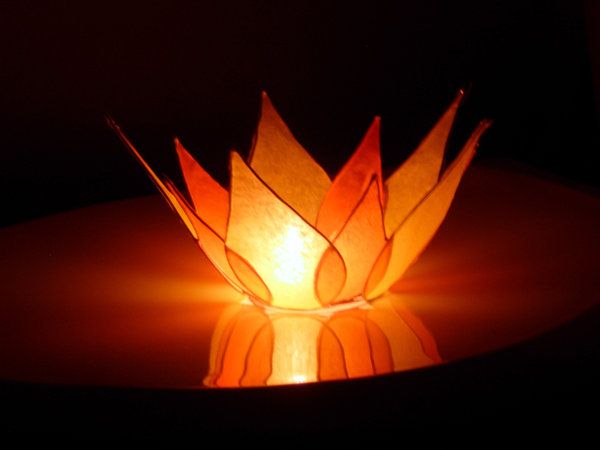 Sunburst Candle Lamp
