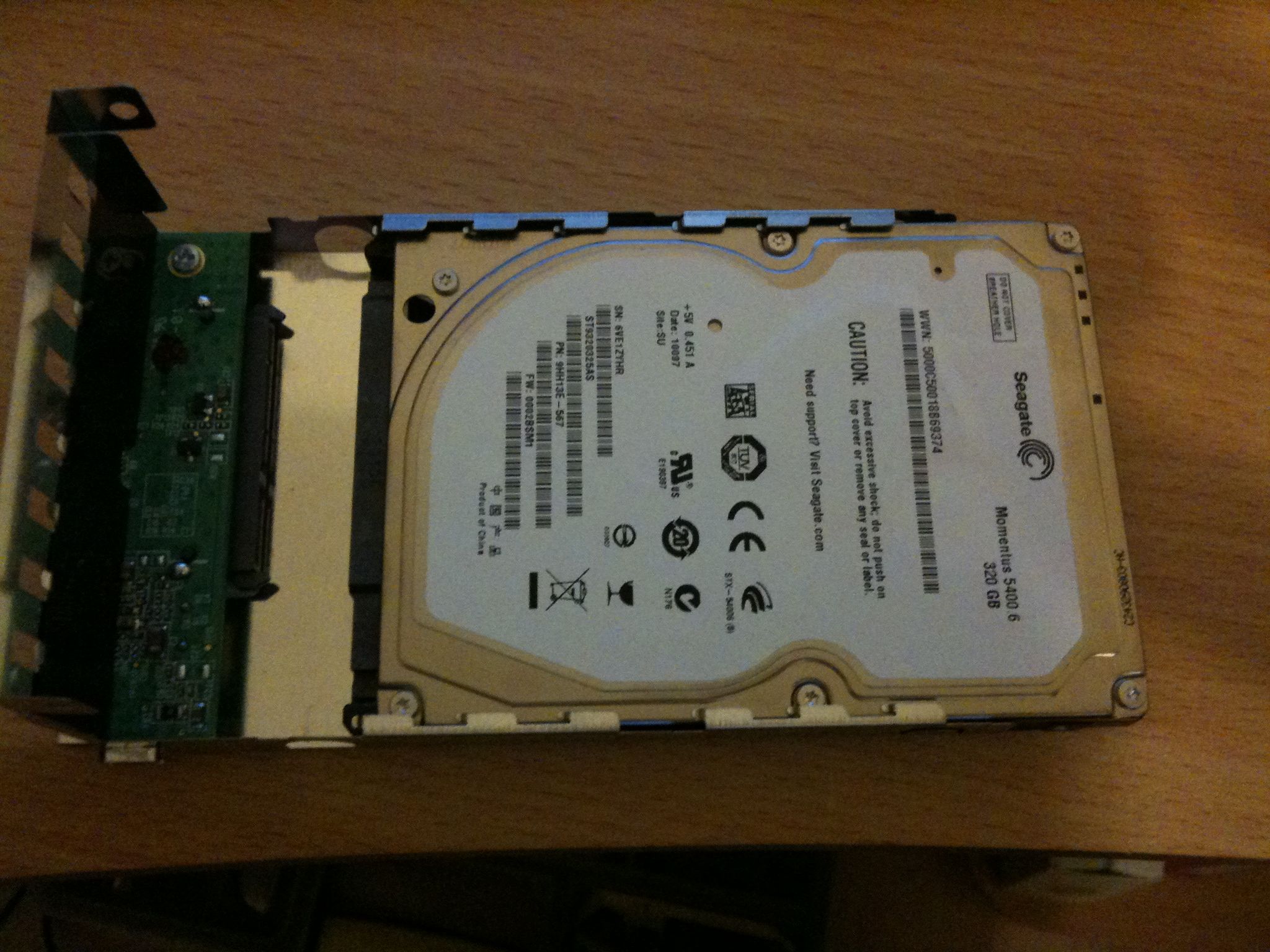 Disassemble a Seagate FreeAgent 320gb (2.5inch) External Hard Drive 3 Steps Instructables
