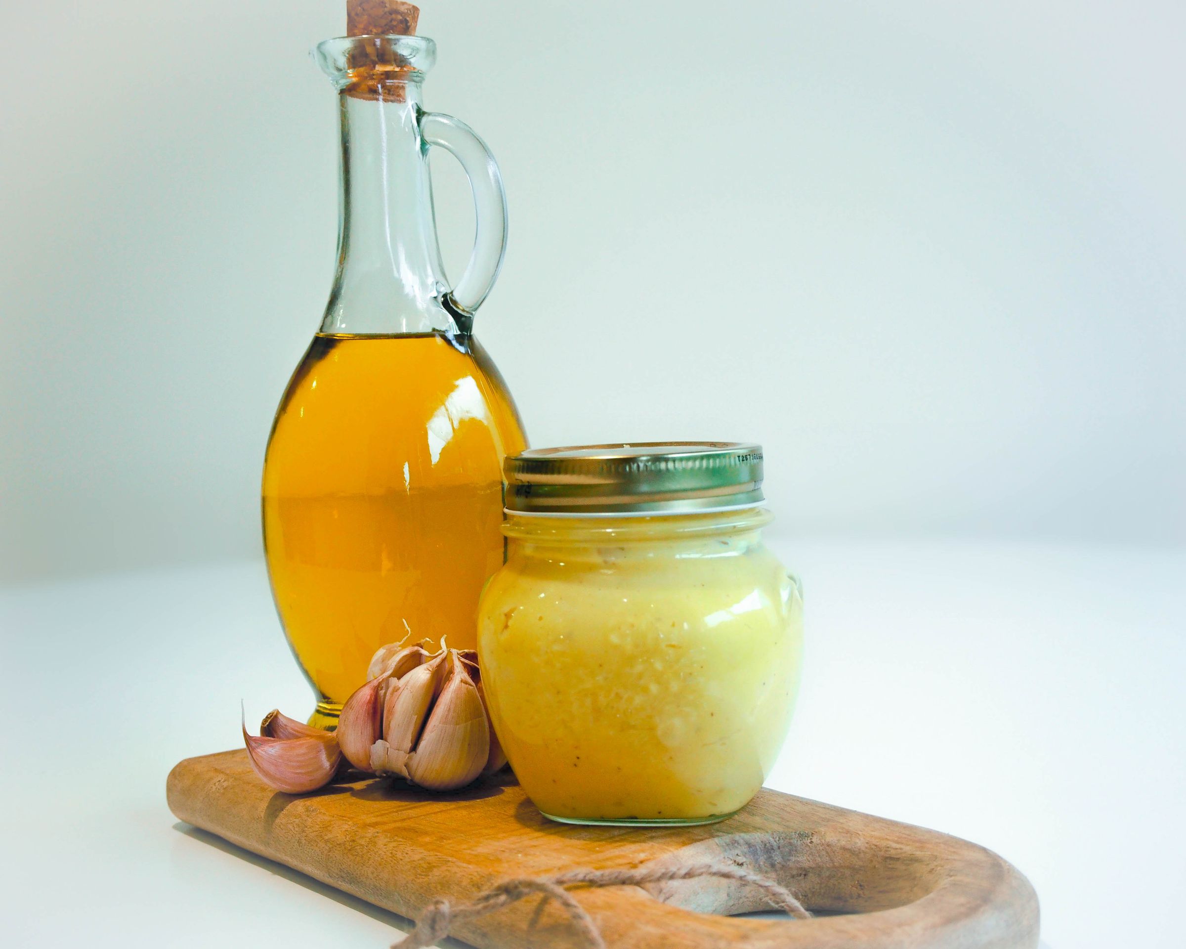 Aioli Easy Olive Oil Garlic Sauce 4 Steps Instructables