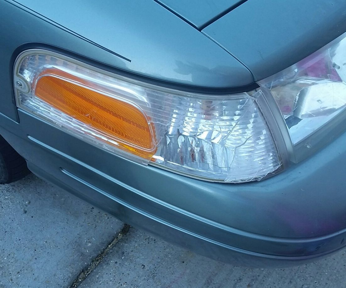 Replacing Corner Light Assembly 2006 Ford Crown Victoria