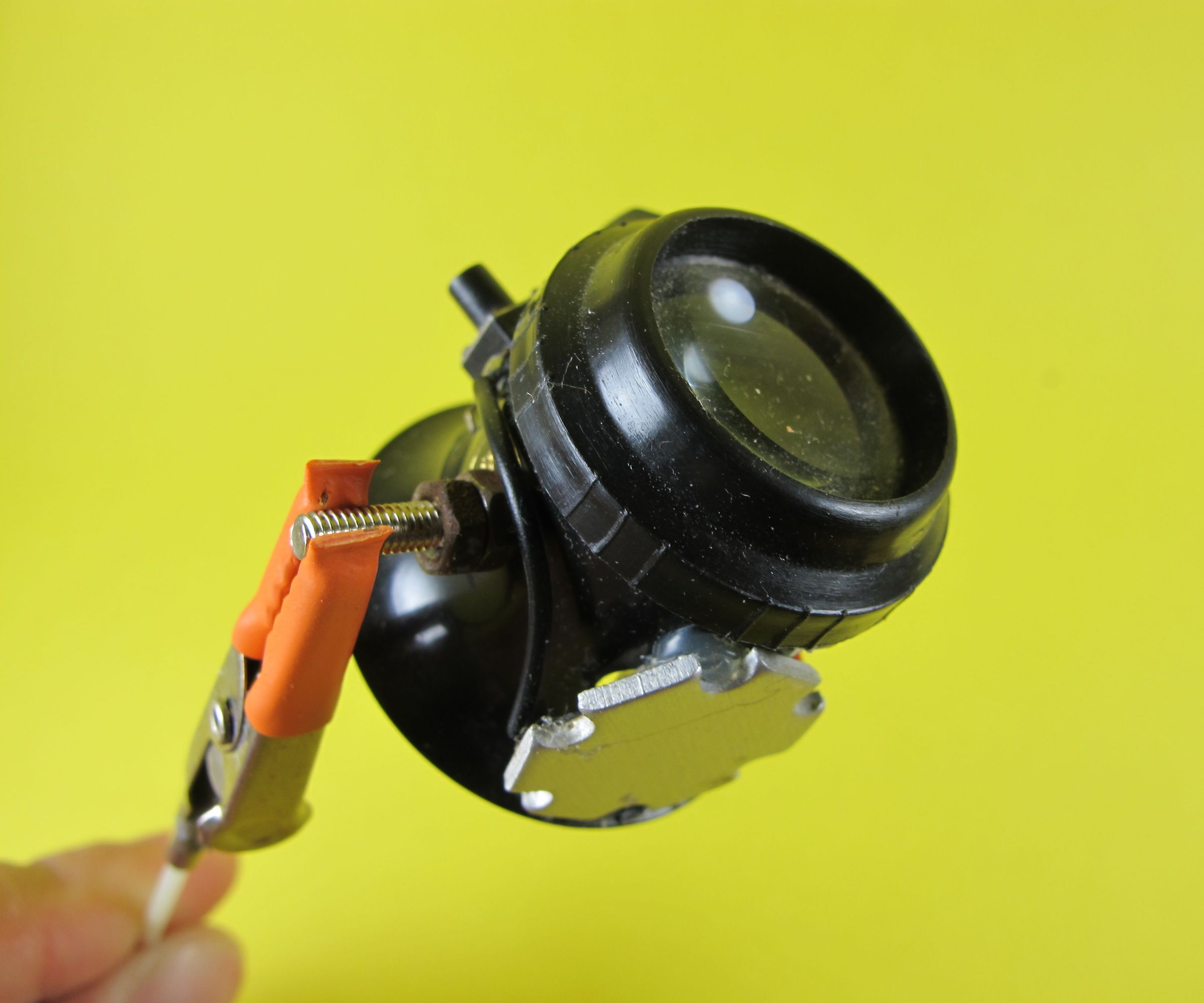 Add a LED on Eye Lens Magnifier