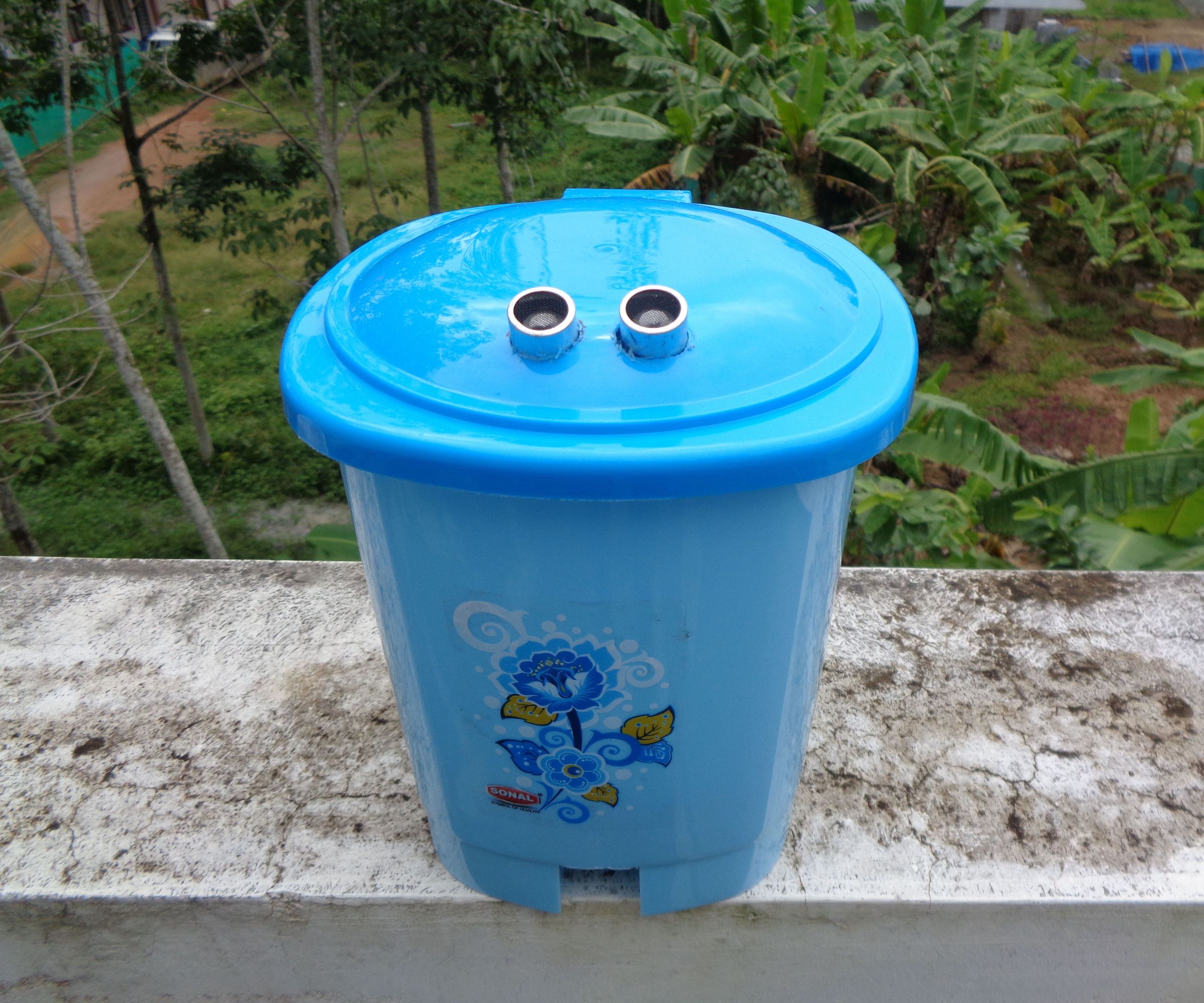 Smart Dustbin Using Arduino, Ultrasonic Sensor & Servo Motor