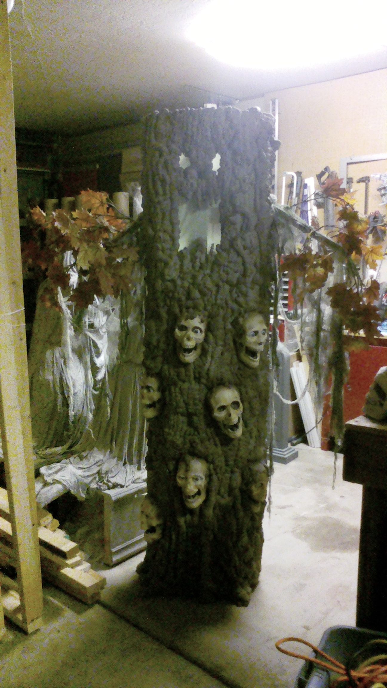 Animated Haunted Soul Tree