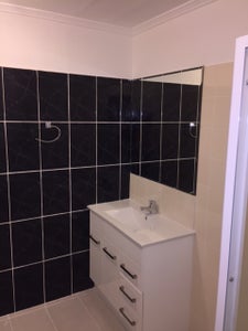 SHOWER AND SCREEN FIXING