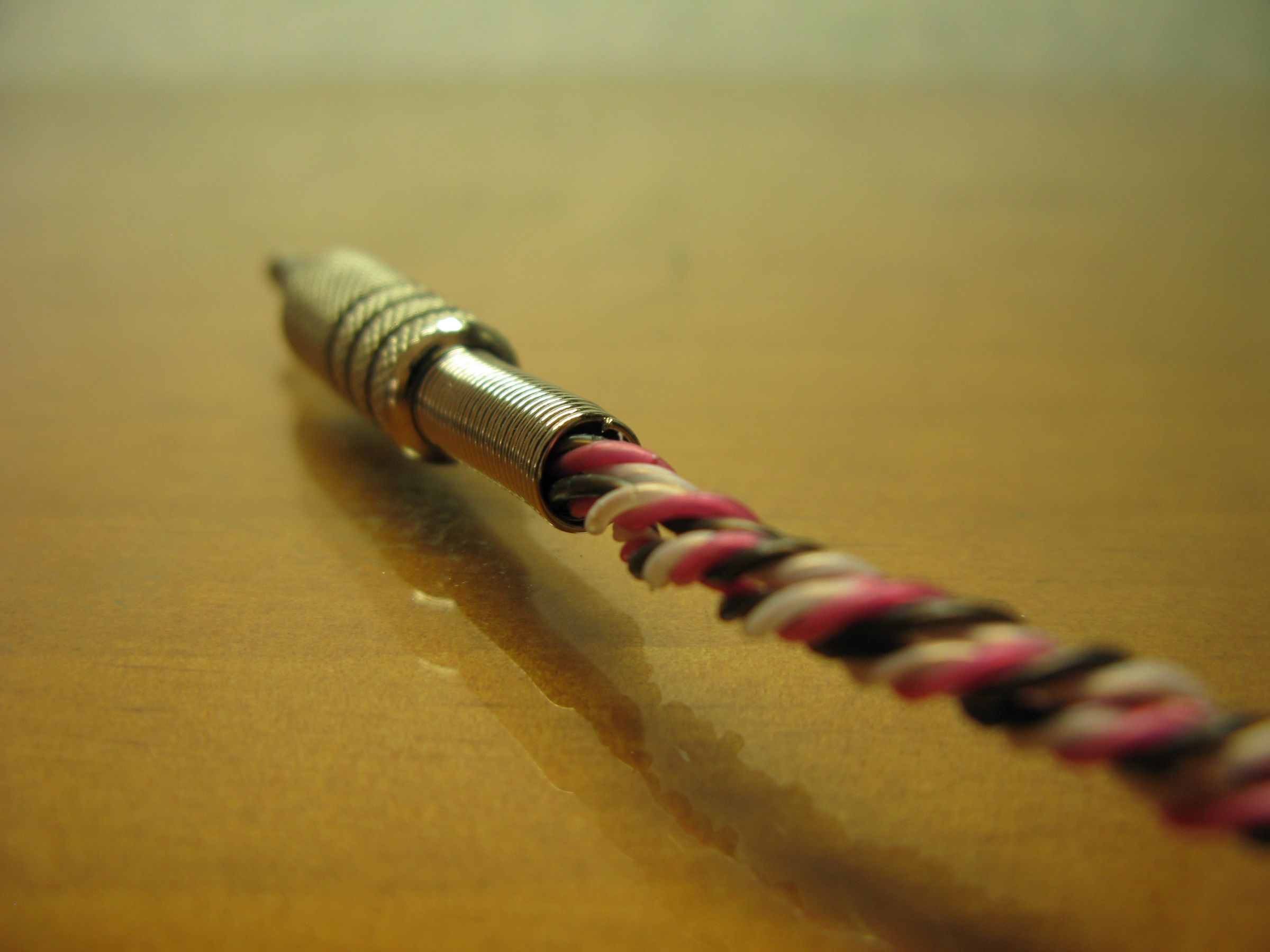 DIY Twisted Audio Cable (Made From Telephone Wires) 7 Steps