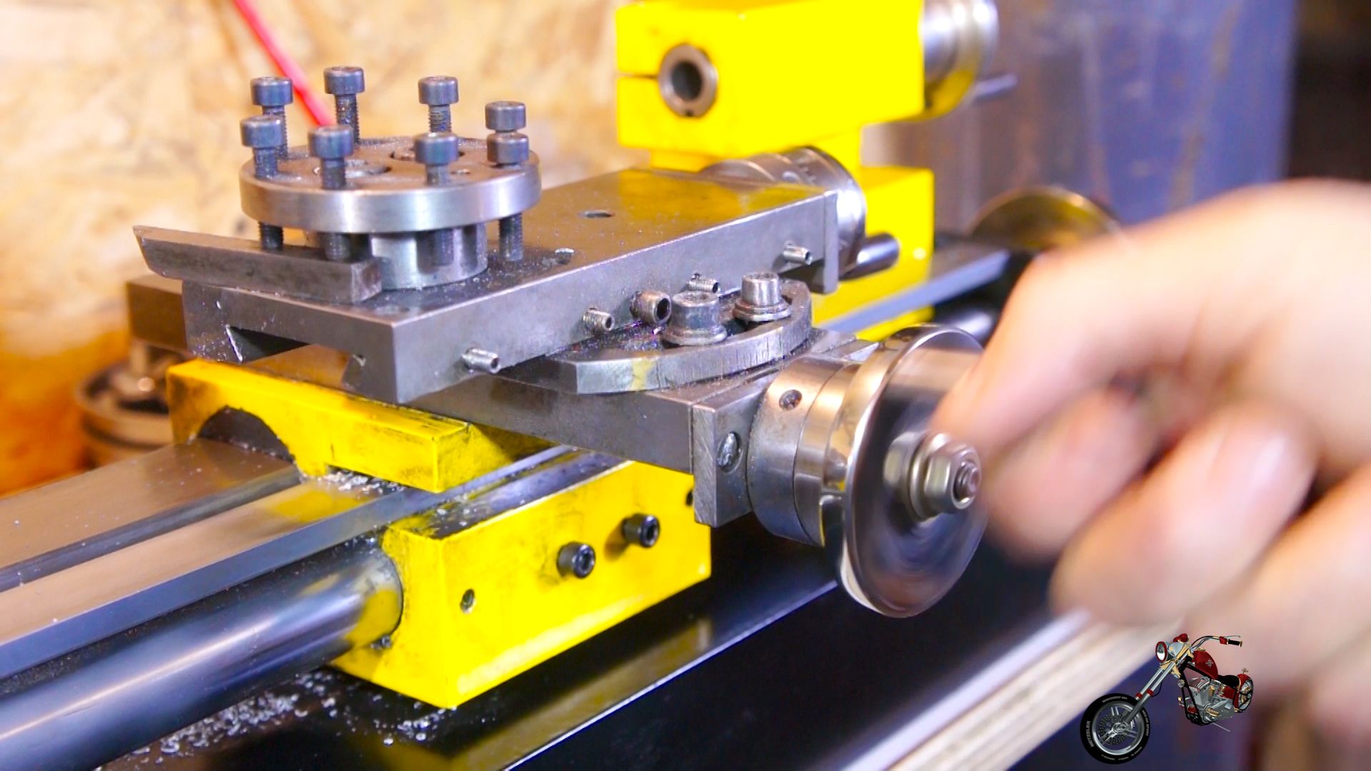 What Is a Mini Metal Lathe and How to Use It for Metalworking 4 Steps