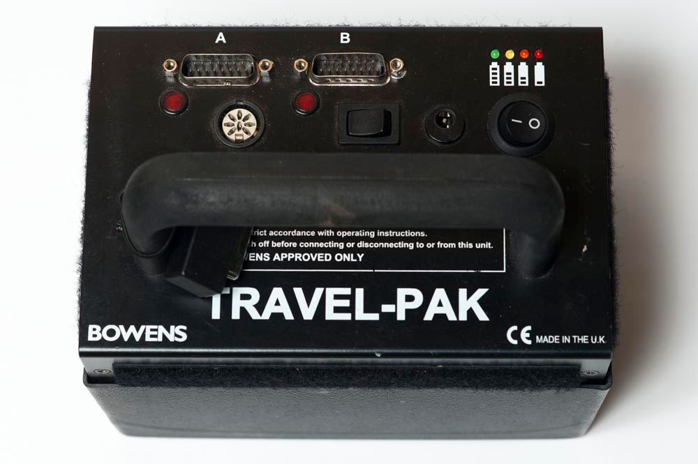 How to Change the Lead-acid Cell in an Original Bowens Travelpak