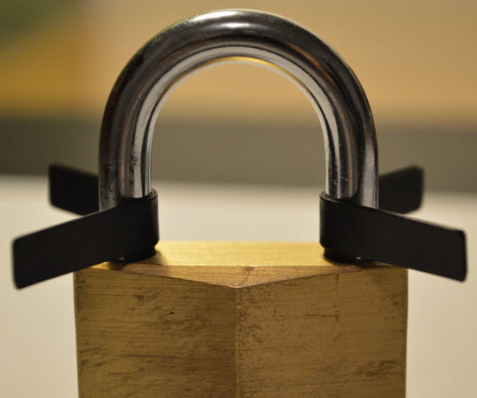 How to Open Locks With Padlock Shims 