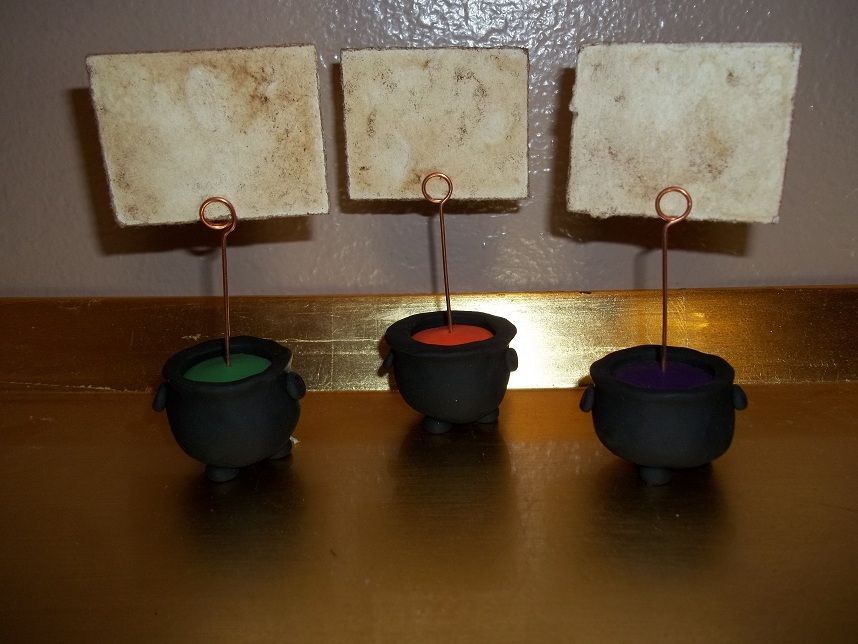 Cauldron Place Card Holders