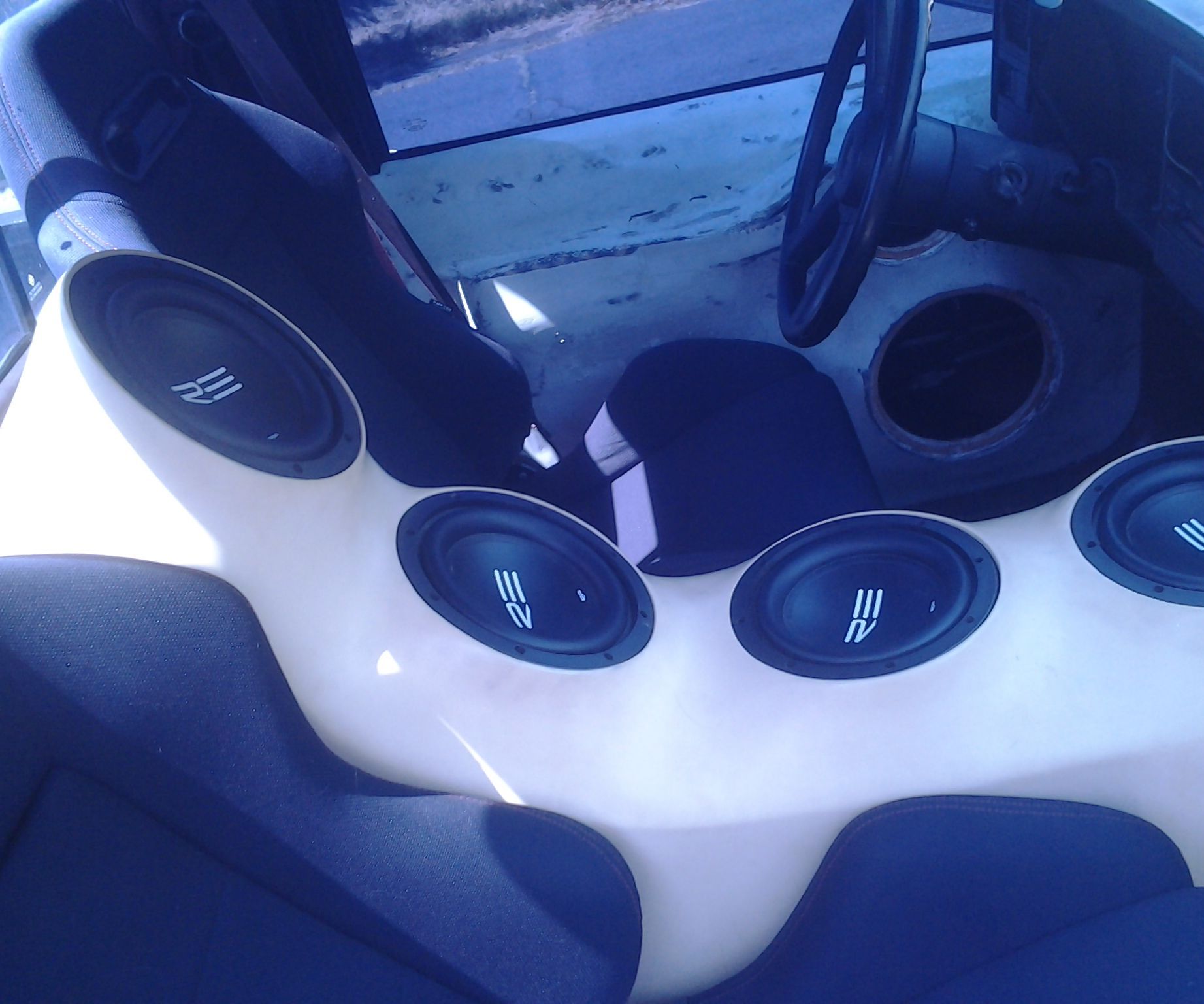 How to Build a Fiberglass Sub Box