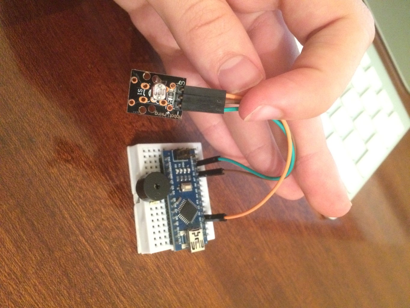 DIY Laser Security System : 6 Steps Circuit Diagram