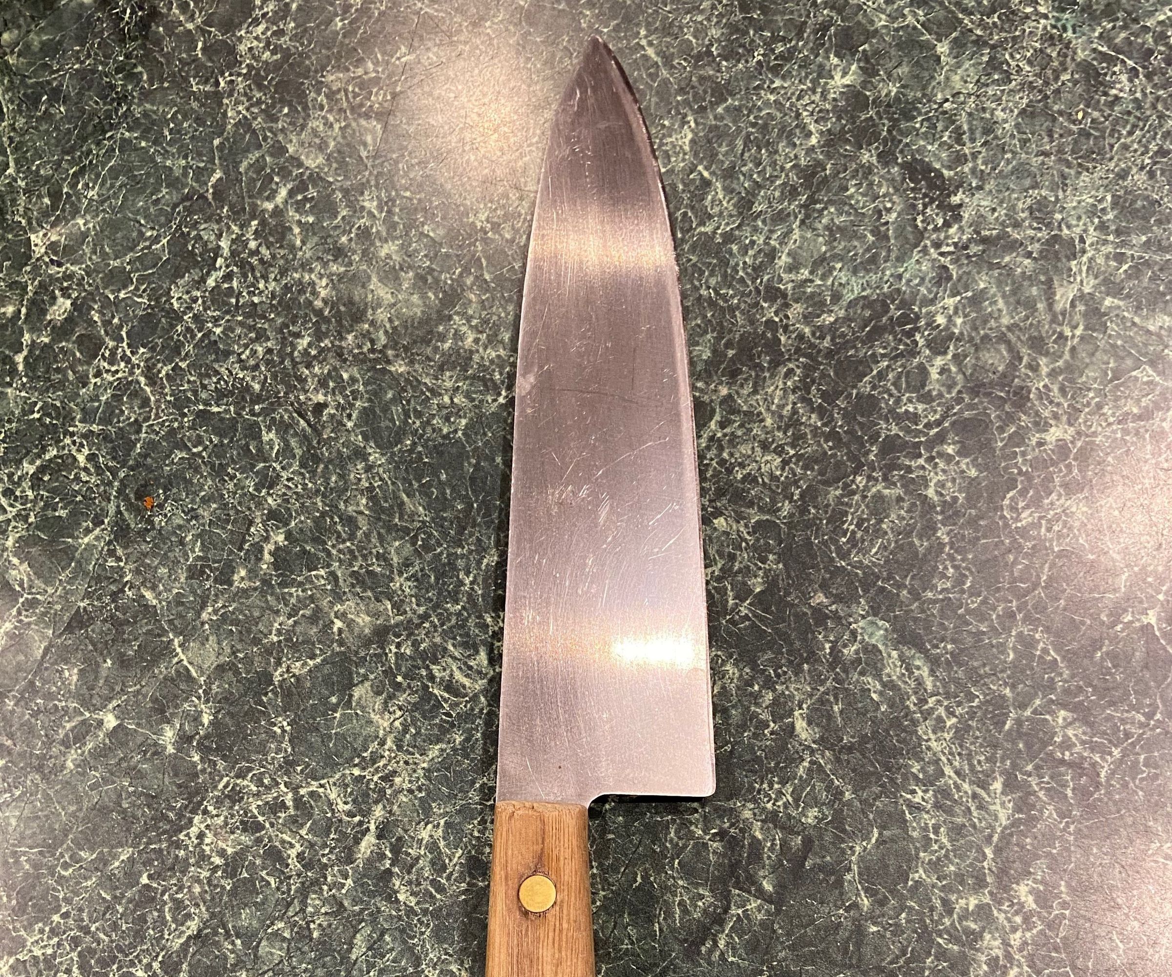 How to Sharpen a Cooking Knife Using a Fixed Angle Knife Sharpening Kit