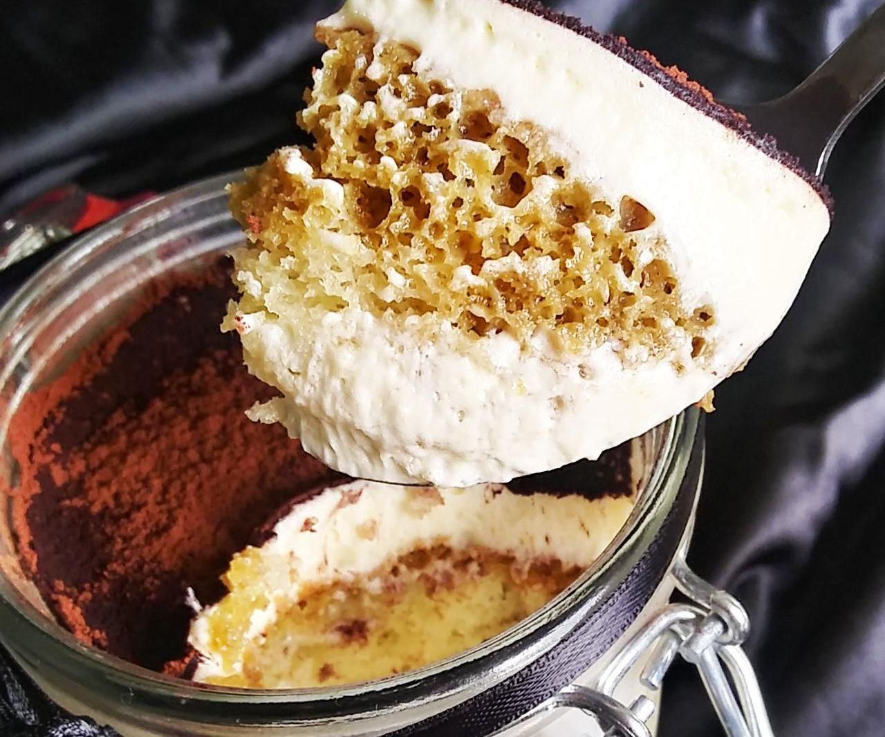 CakeTiramisu in Mason Jars