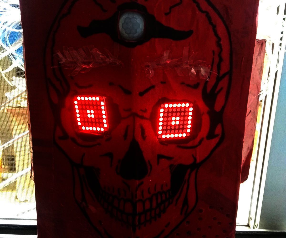 Halloween Scary Eyes Prop