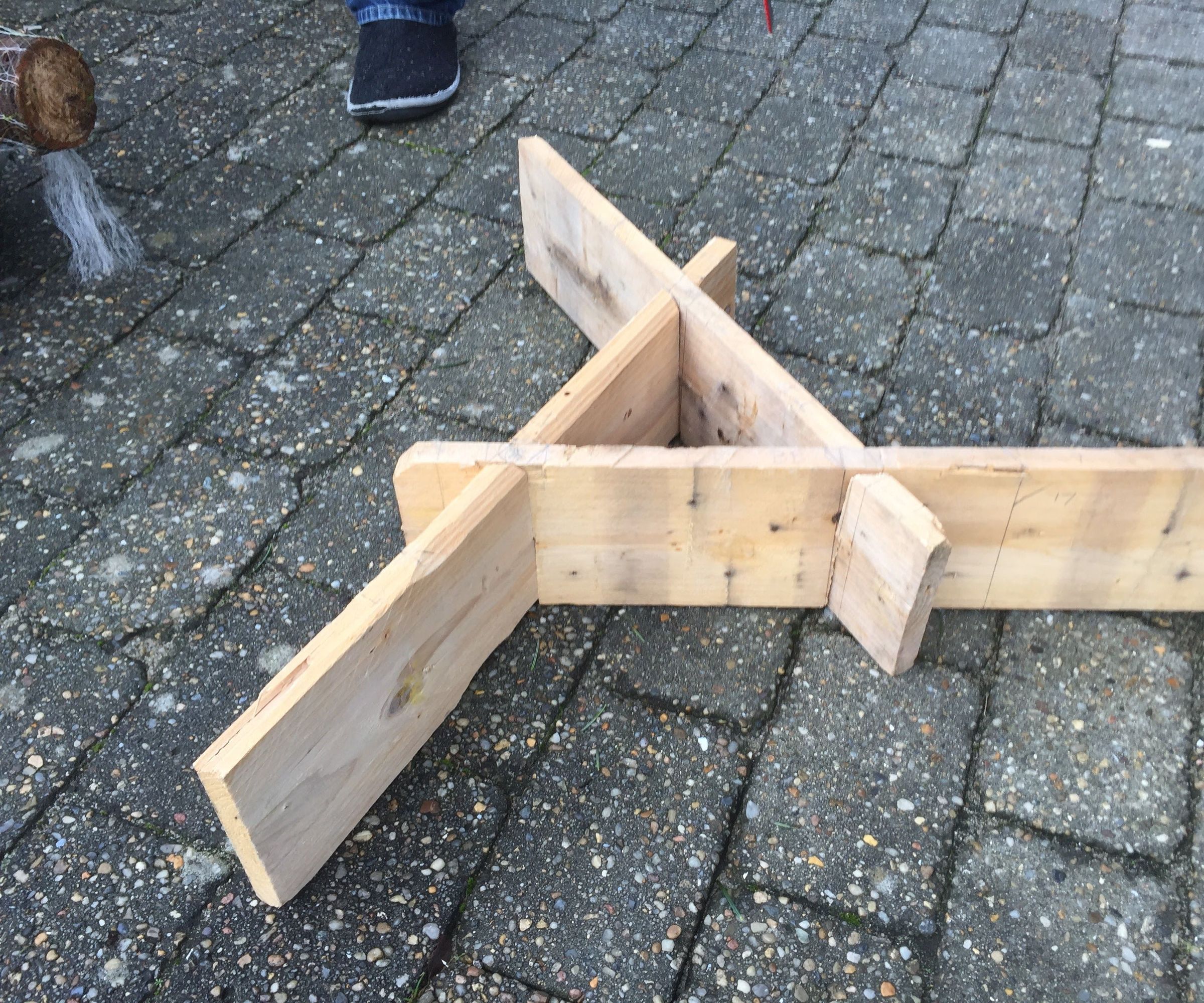 Pallet Christmas Tree Stand