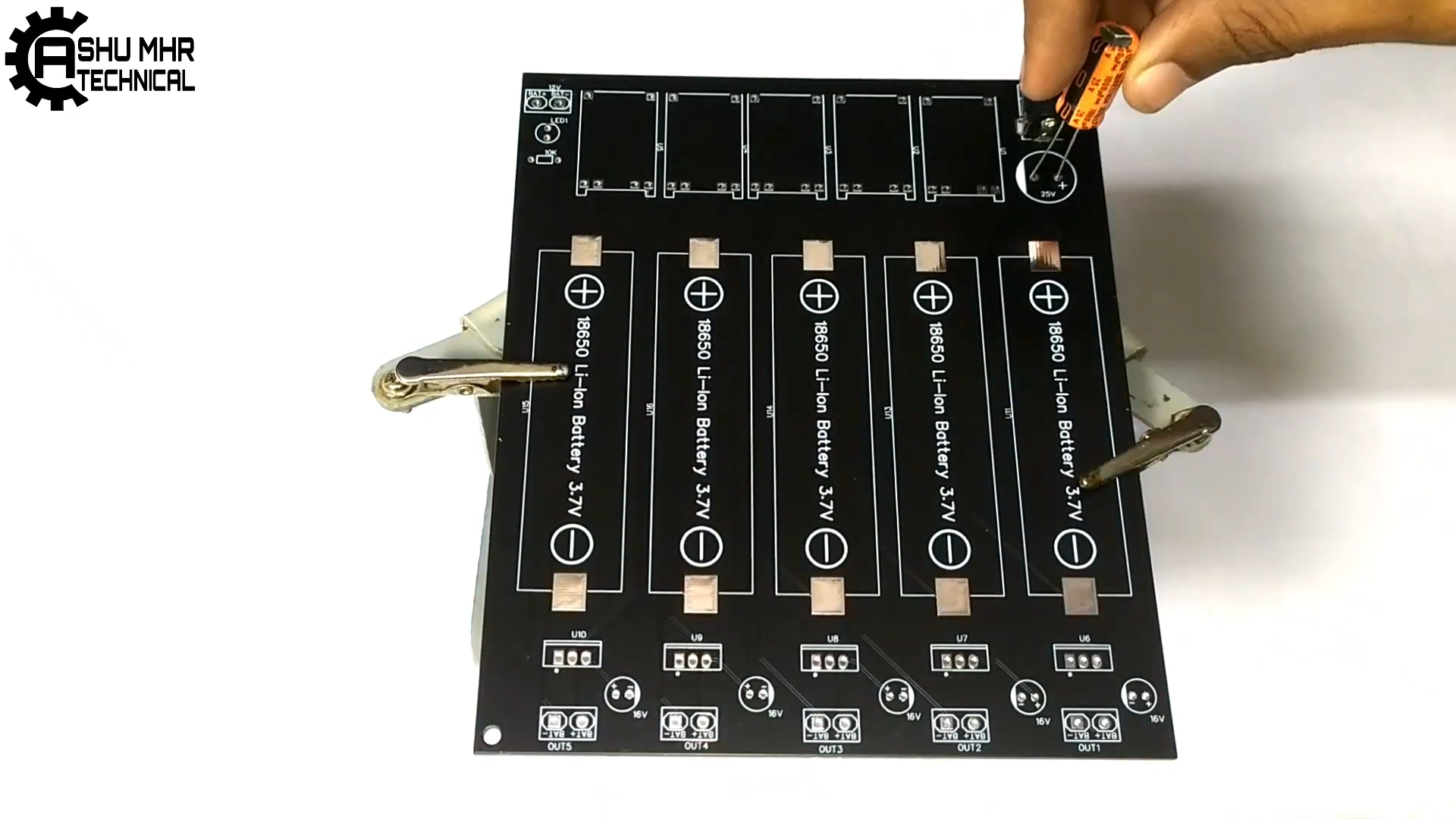 DIY 18650 Battery Charging Station : 6 Steps - Instructables