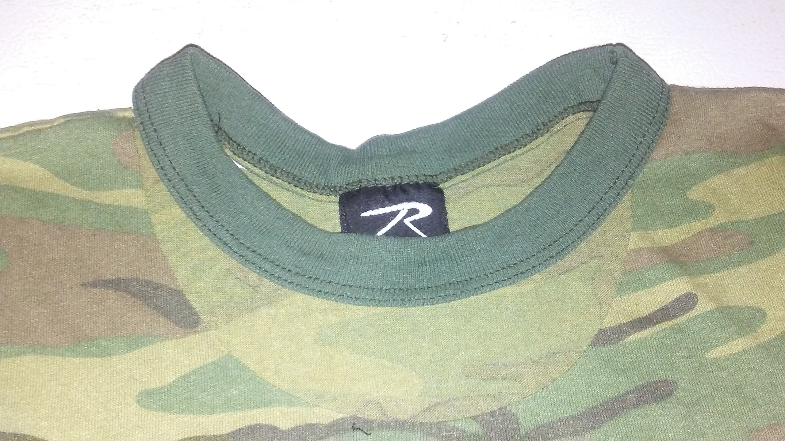 Crew Neck to V Neck Collar SwitchaRoo 3 Steps (with Pictures