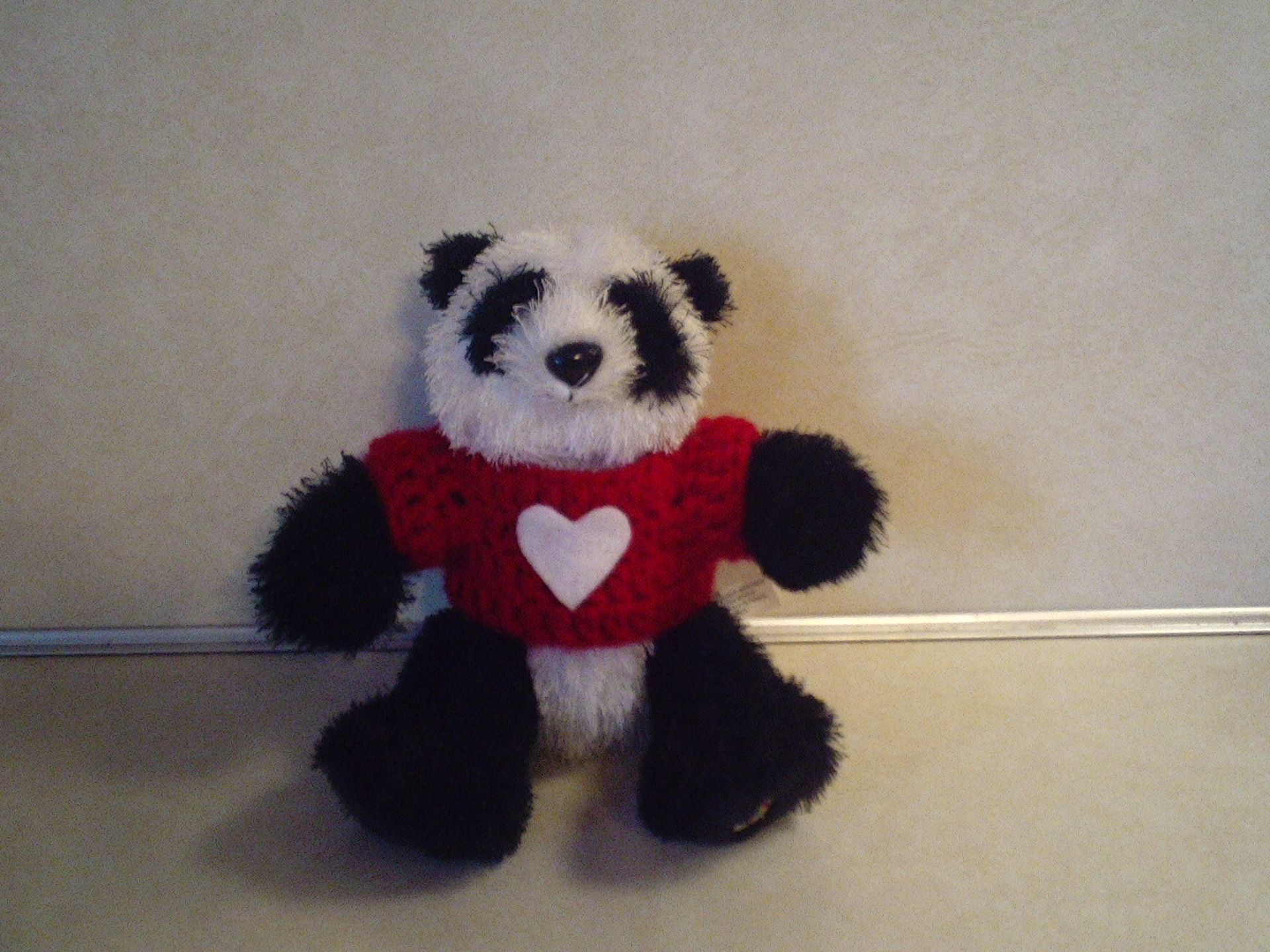 Sweet Teddy Bear Tee to Crochet for Valentine's Day
