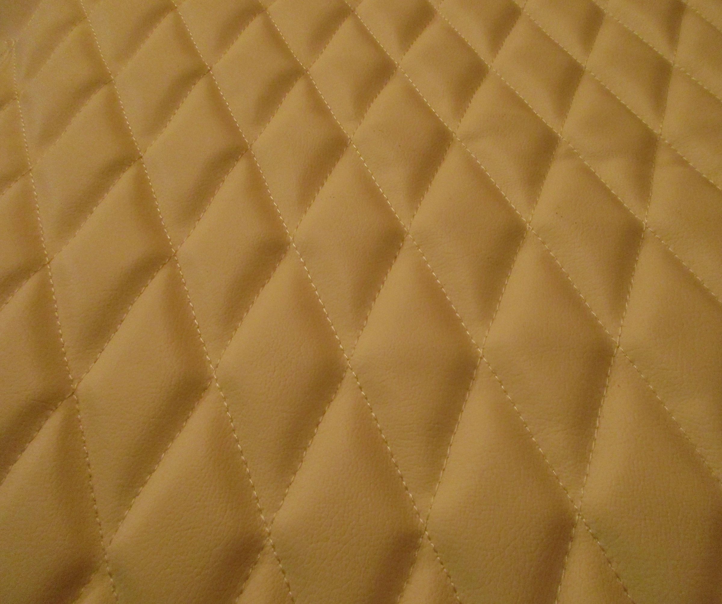 Diamond Tuck Old School