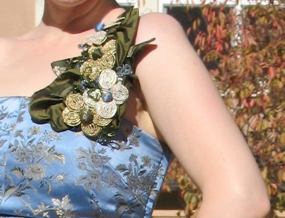 The Architecture of a Formal Gown