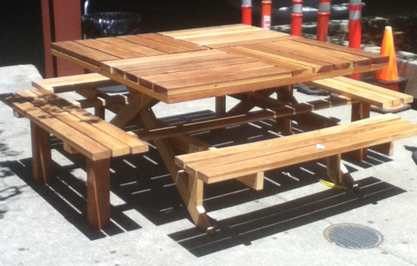 Square Redwood Picknick Table