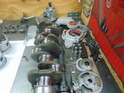 Bottom End Assembly and Oil System: